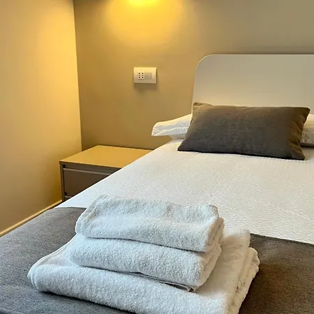 Leila's Forever - Apartament