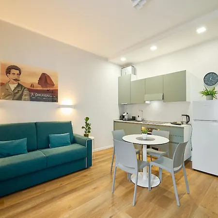 Leila's Forever - * Bergamo