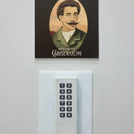 Leila's Forever - Apartment *