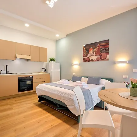 Leila's Forever - Bergamo