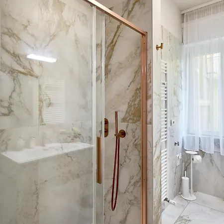 Leila's Forever - شقة *