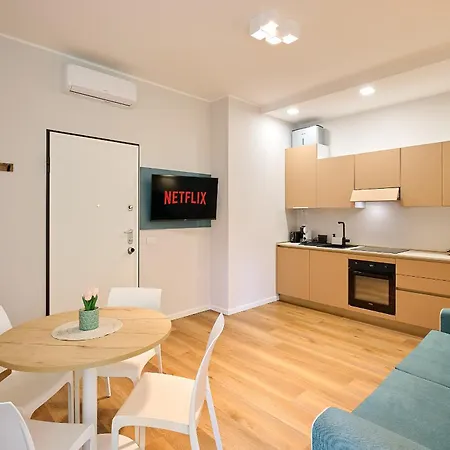 Leila's Forever - بيرغامو