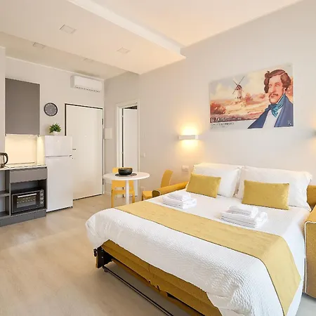 Leila's Forever - Apartment *