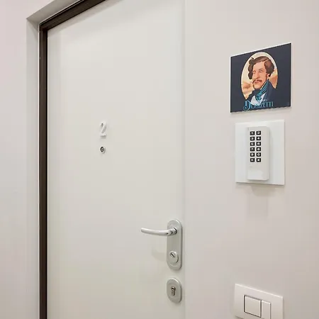 Leila's Forever - * Bergamo