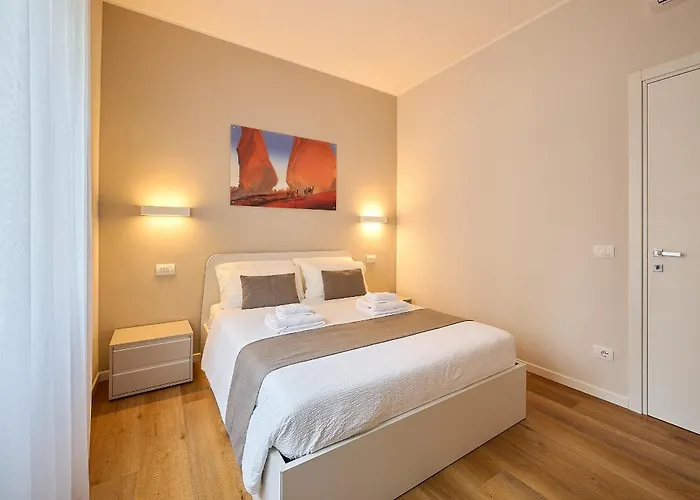 아파트 Leila's Forever -