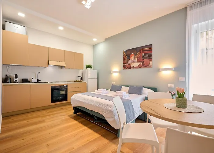 Leila's Forever - 베르가모